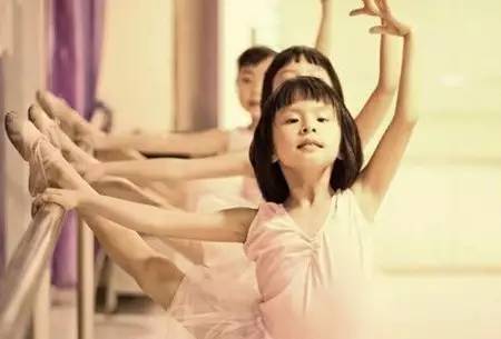 孩子上兴趣班的最佳年龄汇总，每个爸妈都应该看看！