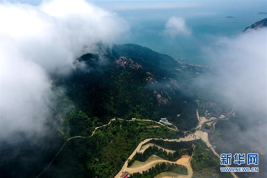 山东青岛：崂山云海景色迷人