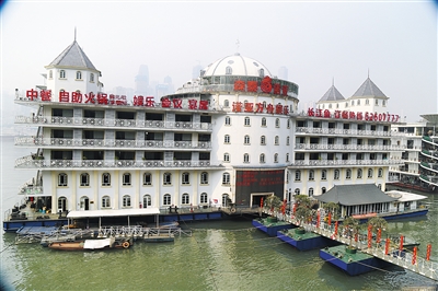 【聚焦重庆】重庆史上最严餐饮船舶整治令下主城区餐饮船调查