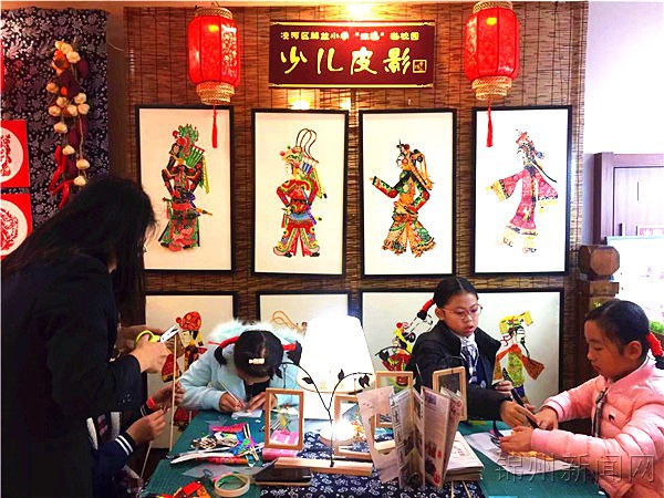 锦州市第二届中小学师生剪纸作品展开幕
