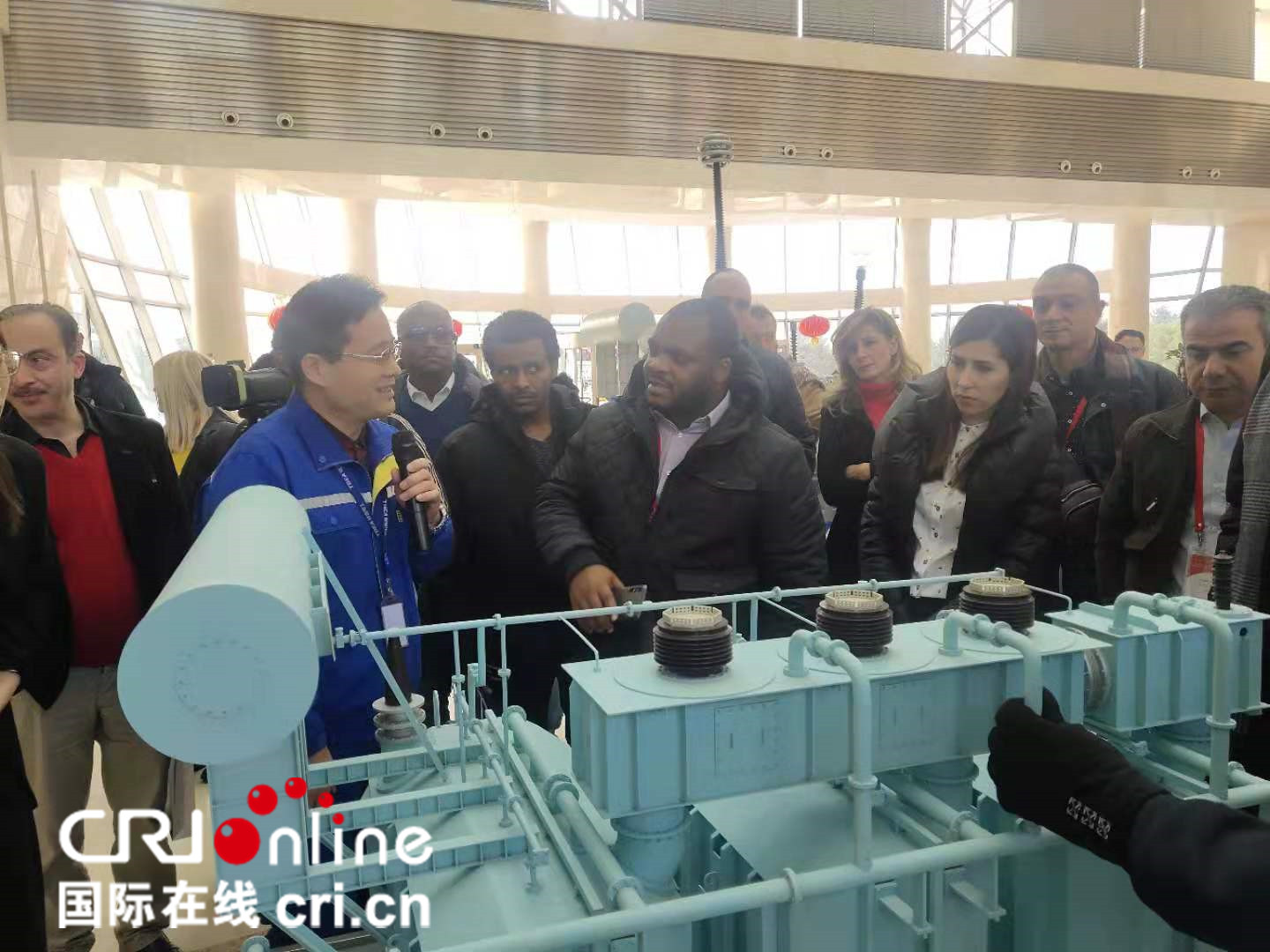 “一带一路”国家新闻官员与媒体人员走进辽宁 探访辽宁文化与工业制造