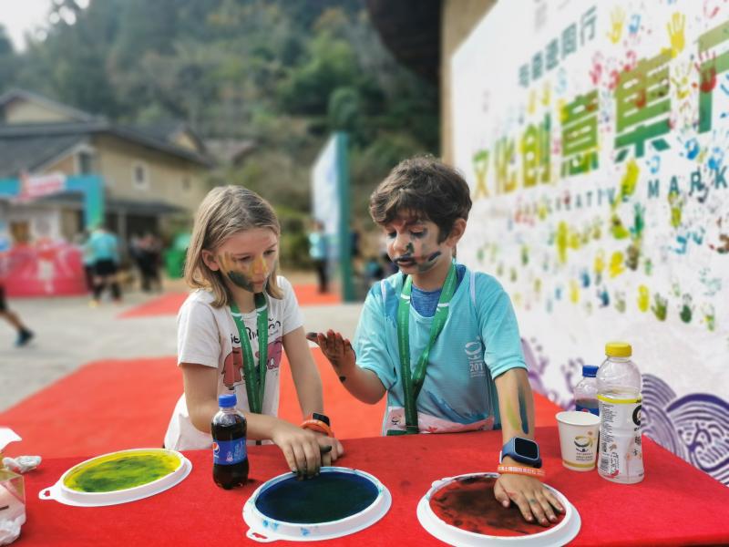 （轉載）南靖土樓國際馬拉鬆開跑 中外跑者體驗古老客家文化