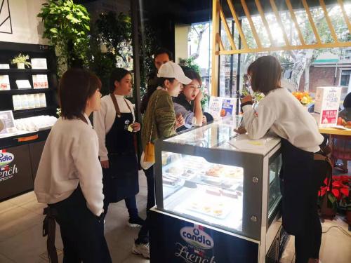 肯迪雅在上海举办甜品快闪店 法国冠军甜品师空降坐镇