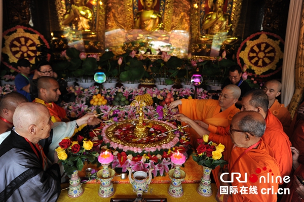 中国佛教协会在京举办庆祝2018年佛诞节活动