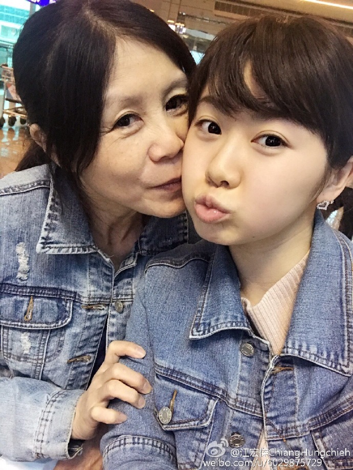 江宏杰娶了宝!宇宙好儿媳福原爱送婆婆钻戒