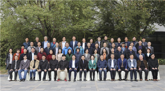 （供稿 文体列表 三吴大地泰州 移动版）第七届全国里下河文学流派研讨会在泰州举行