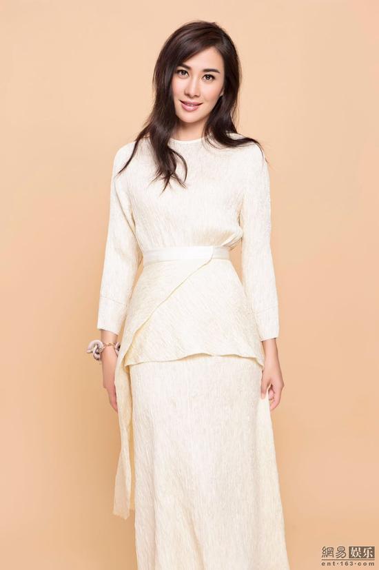 李依晓起诉名誉权案缺席审判 叶"狗"官司胜出