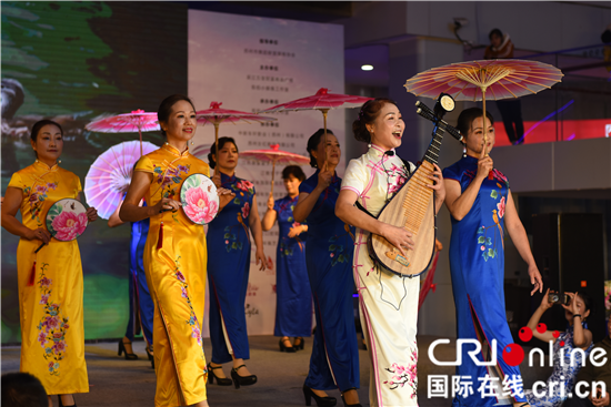 （供稿 文体列表 三吴大地苏州 移动版）第三届苏州旗袍美人总决赛在吴江举行