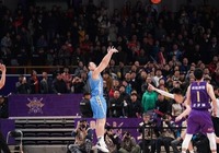 CBA：德比战首钢队上演绝杀好戏