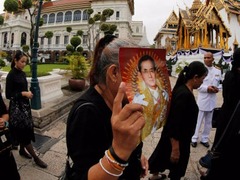 “后普密蓬时代”的泰国局势会企稳吗？