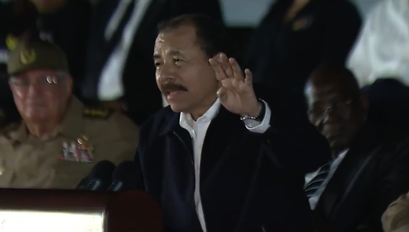 尼加拉瓜总统丹尼尔·奥尔特加悼念卡斯特罗