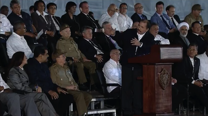尼加拉瓜总统丹尼尔·奥尔特加悼念卡斯特罗