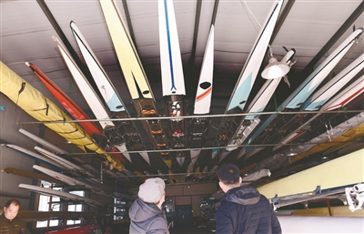 驻沈本科高校发展赛艇运动交流会举行