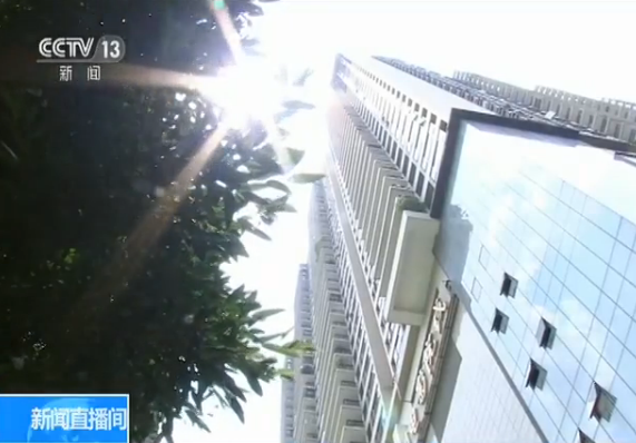 高温持续 广东中山市一路面被暴晒变形