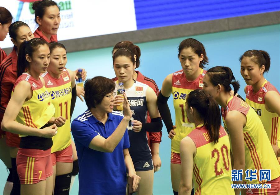 世界女排联赛澳门站：中国队负于塞尔维亚队
