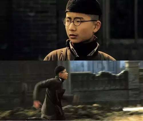 他的反串表演,被观众评价为"最令人感动的第十三钗",他饰演的陈乔治