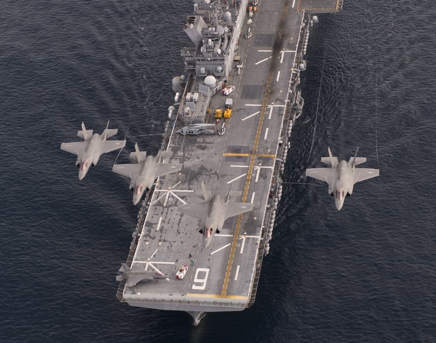 美國級兩棲戰鬥艦儼然小航母