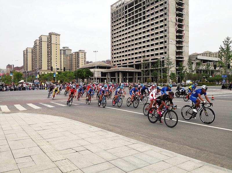 【今日看点】中国环秦岭公路自行车赛商洛开幕