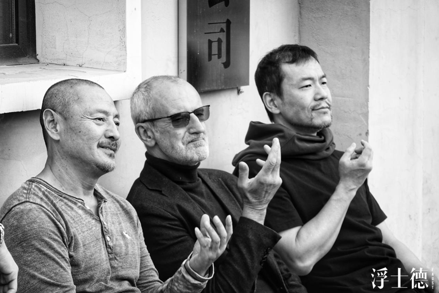 尹铸胜廖凡主演话剧浮士德排练花絮首度曝光