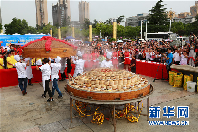 2018中国（天门）蒸菜技能大赛举行