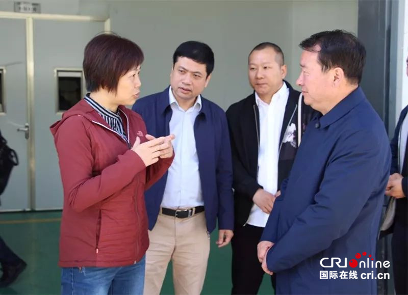 提升两县协作层次,近日,闽侯县人民政府县长林颖一行来到宁夏自治区固