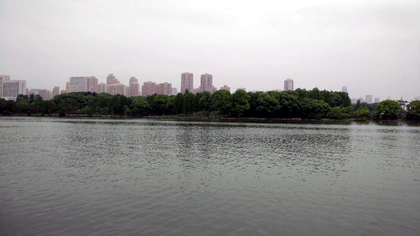 Dong Hu – Das grüne Herz von Wuhan Dong Hu – Das grüne Herz von Wuhan