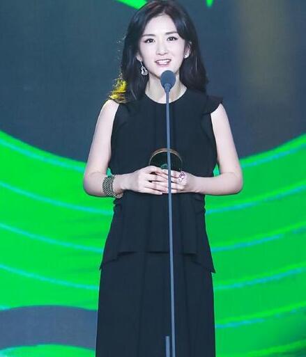 谢娜的综艺获奖 谢娜发感恩文:谢谢杰哥