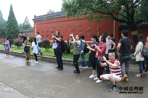 一茶一禪 兩岸媒體荊楚行走進(jìn)禪宗祖寺