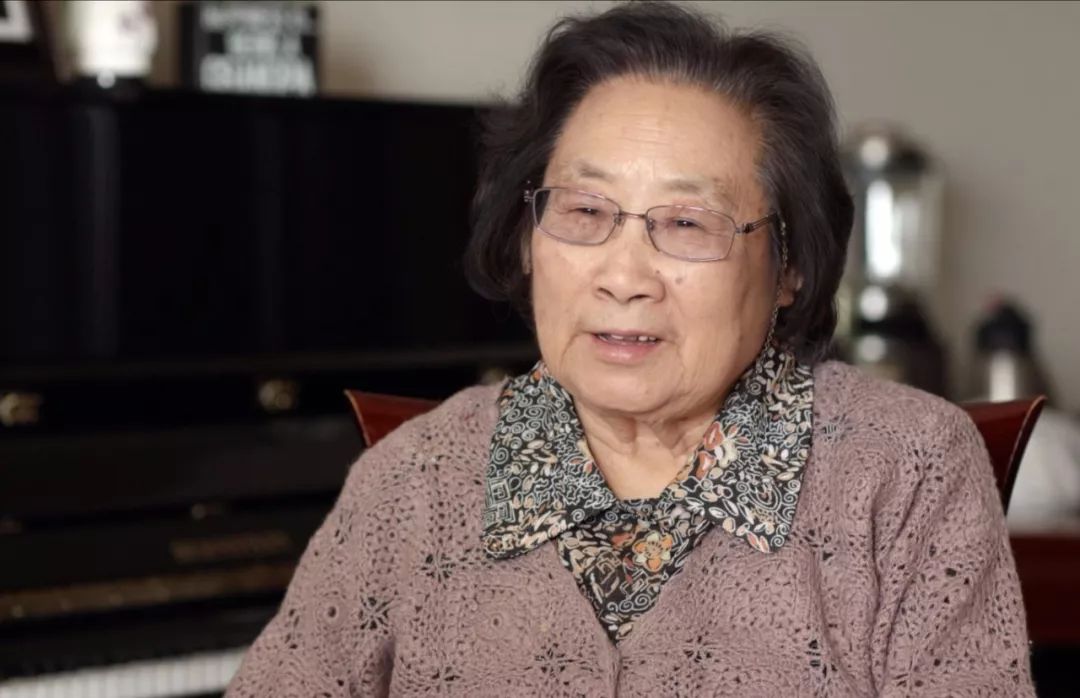 诺贝尔奖得主,中国中医科学院青蒿素研究中心主任屠呦呦(2017年1略 