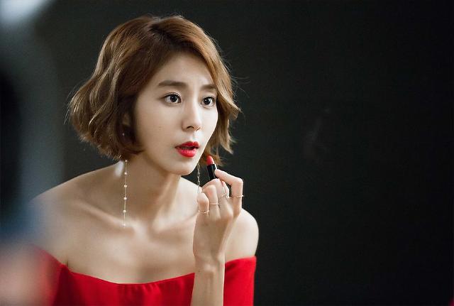 韩剧女主角的美唇秘籍之一:《不夜城》u-ie