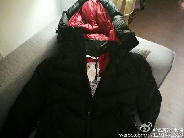 医生网晒万元羽绒服 称挣钱多能缓解医患矛盾