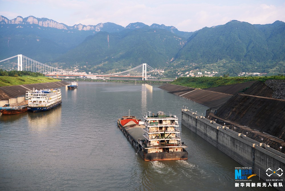 航拍世界第一大水電工程——三峽大壩