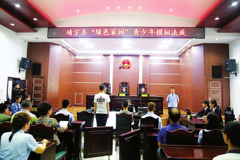 让法治阳光照亮人心——吉林省法院“六走进”工作纪实