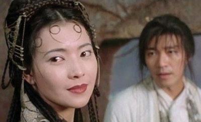 这么多年过去了,周星驰骑车带的到底是谁!_娱乐_腾讯网