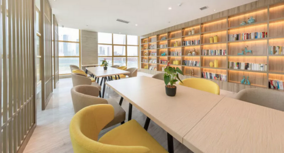 「新店开业」重庆江畔亚朵酒店,开在和网红景点一墙之隔的打卡胜地 「新店开业」重庆江畔亚朵酒店,开在和网红景点一墙之隔的打卡胜地