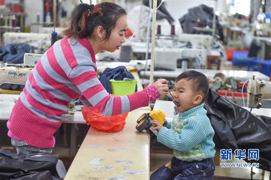 福建：走出工厂的童年