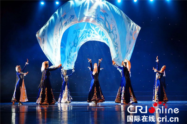 “上合艺术节民族舞蹈晚会”在京举行