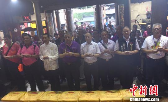 台湾23家妈祖宫庙联合进香首发团赴湄洲祖庙朝圣