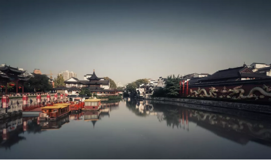 「新店开业」南京胜太西路亚朵酒店邀你来逛民国古董铺子