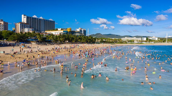 三亚旅游迸发新活力 重拳出击护航旺季游