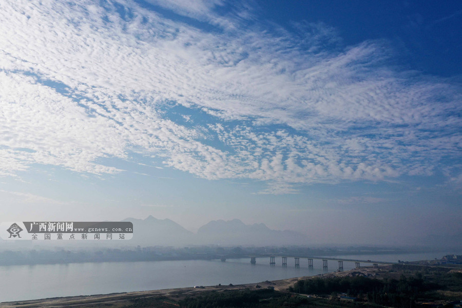 冬日融江如画卷