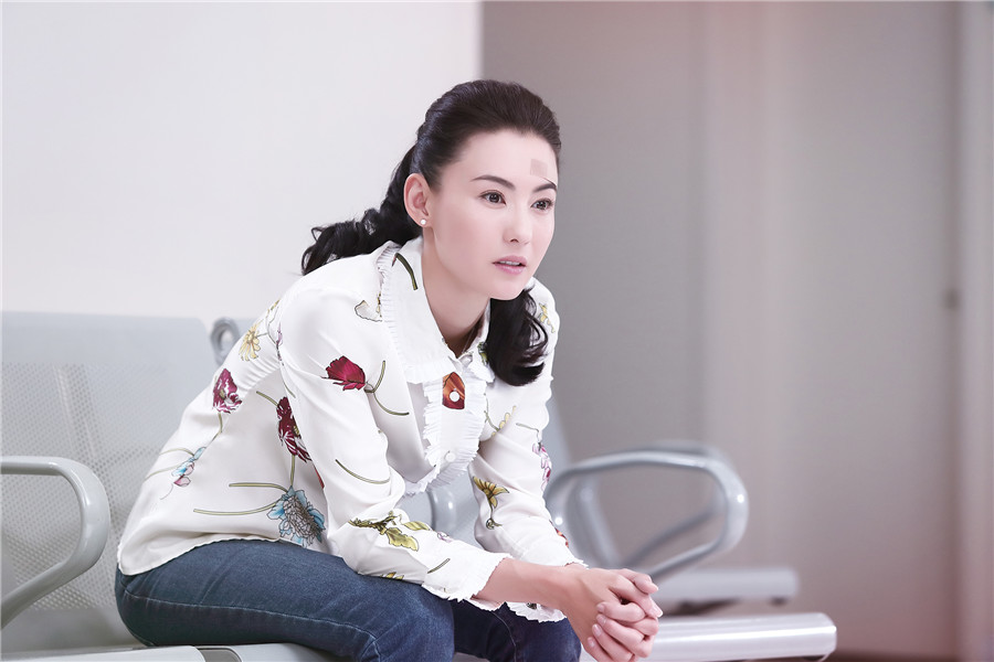 张柏芝拍摄如果爱入戏深意外受伤未中止拍摄