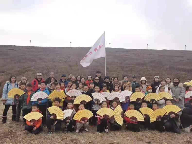 瀋陽市渾南區第九小學舉行五公里長跑活動紀念“一二·九”運動