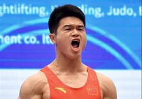 舉重世界盃：石智勇包攬男子73公斤級冠軍