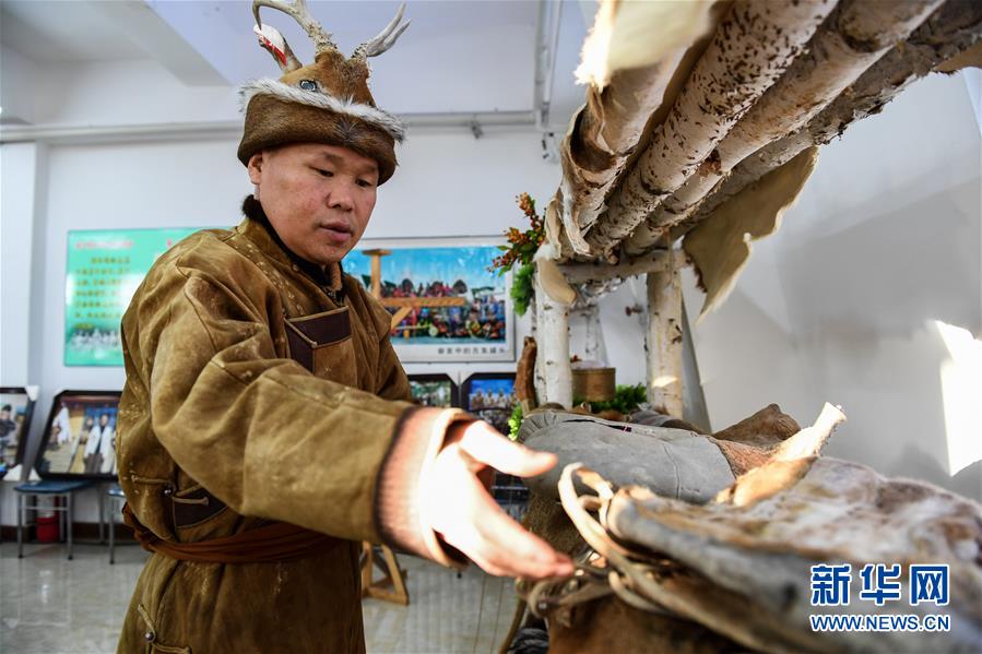 探訪鄂倫春族獵民鄉：獵民必需品變成旅遊工藝品