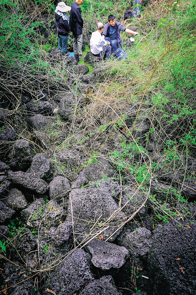 【轮播图】【即时快讯】揭开海南火山一角 北部地区有火山100多座