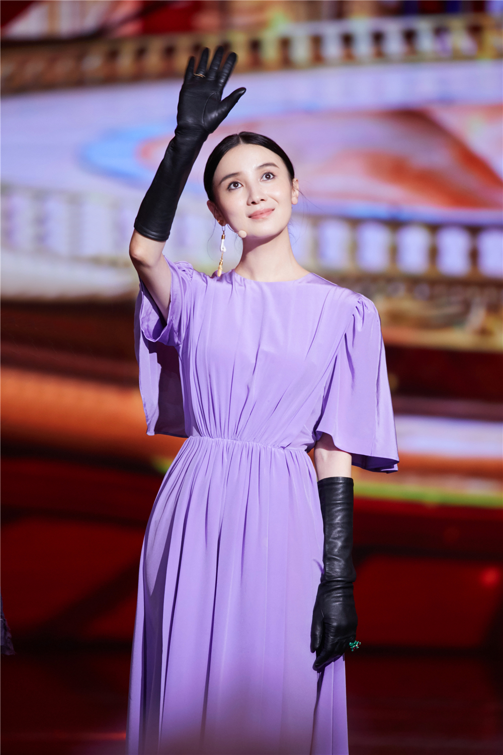 陈学冬宋佳《跨界歌王》重聚 宋佳被陈学冬捧在手心