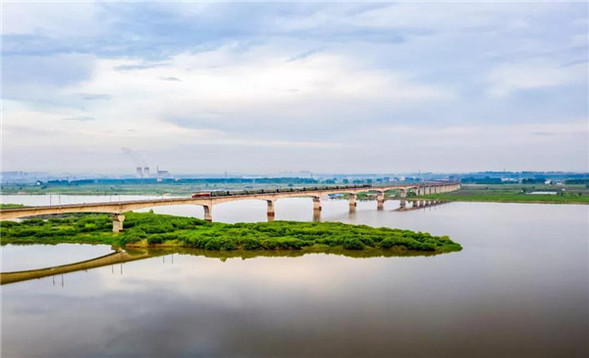 幸福“礼包"来袭，快来看看今天的哈尔滨路桥……