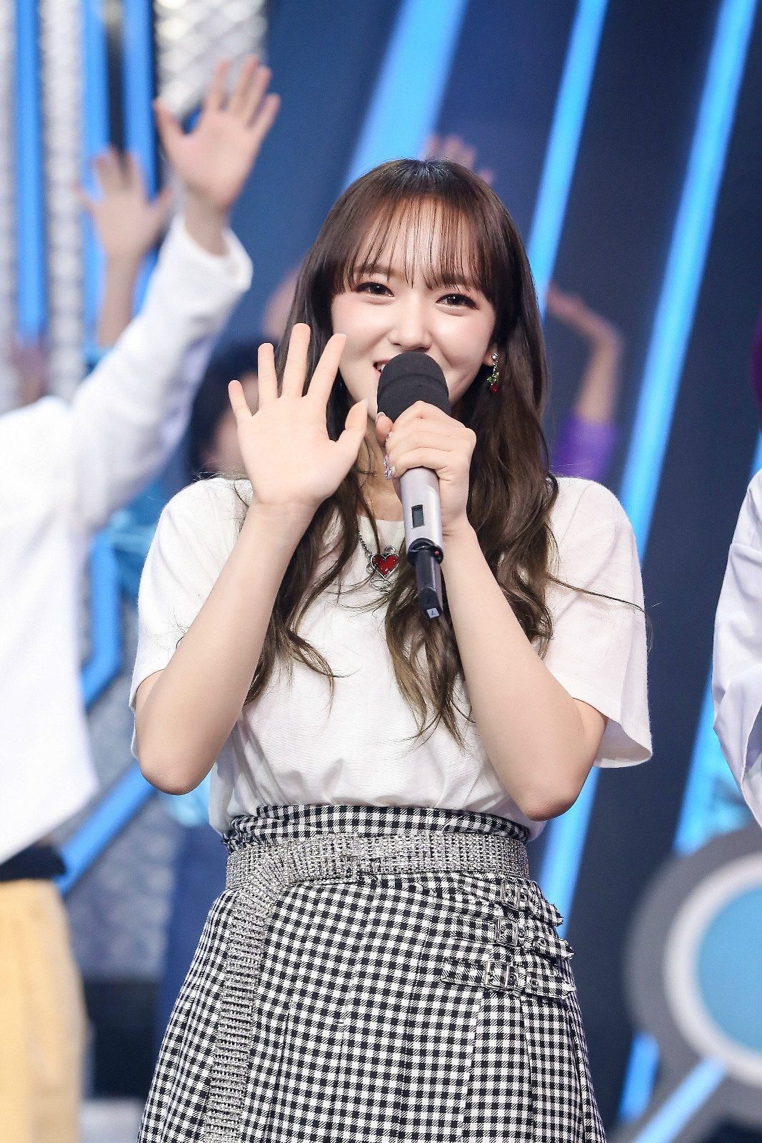 王一博程潇天天向上双人热舞实力过招火花四射