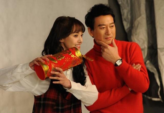 郑爽"神隐"近两个月 爽爸爸发文透露原因